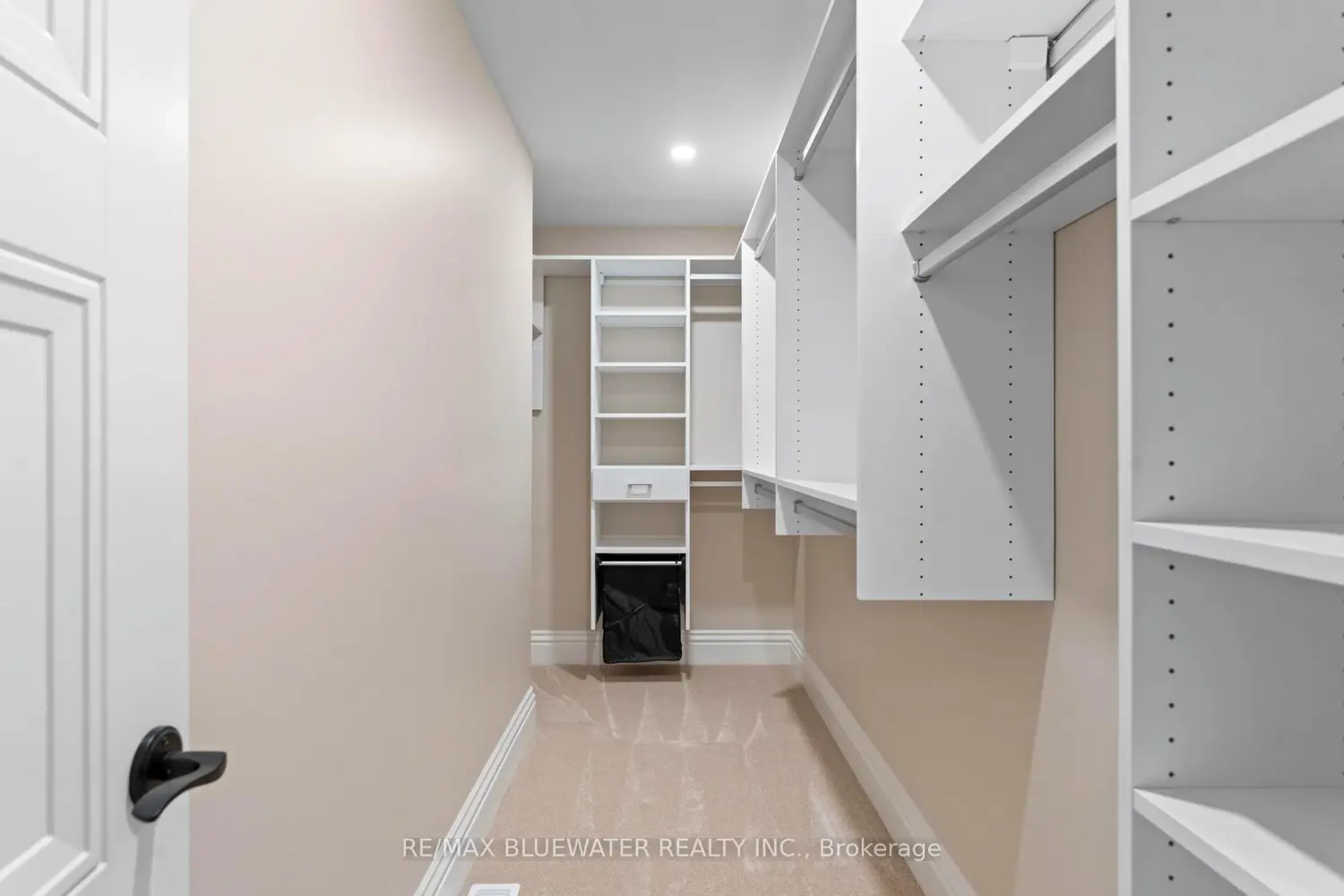 Additional image 8 of 75184 Goshen Line