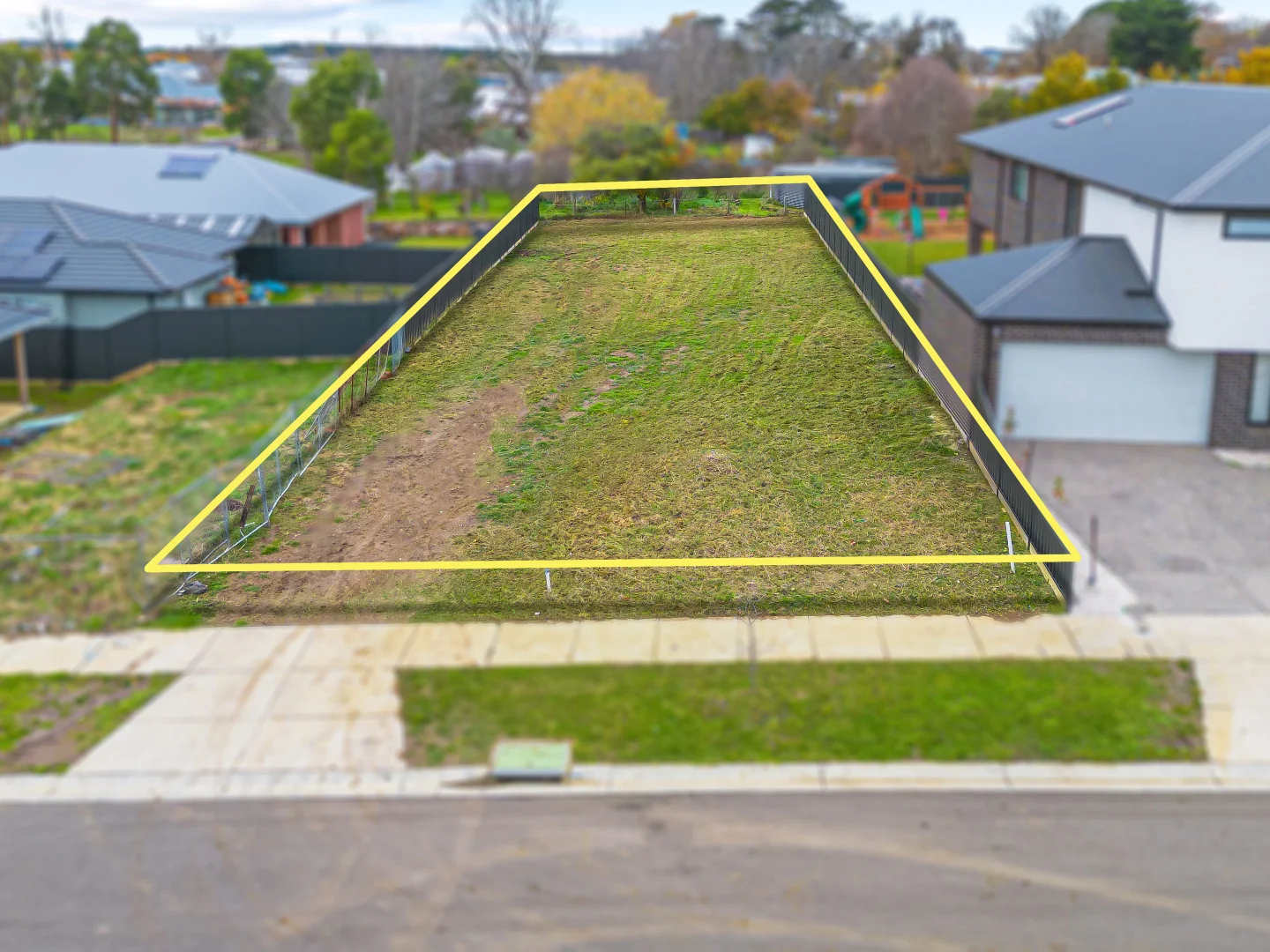 Additional image 3 of 8 Thorneycroft Entrance, Gisborne VIC 3437