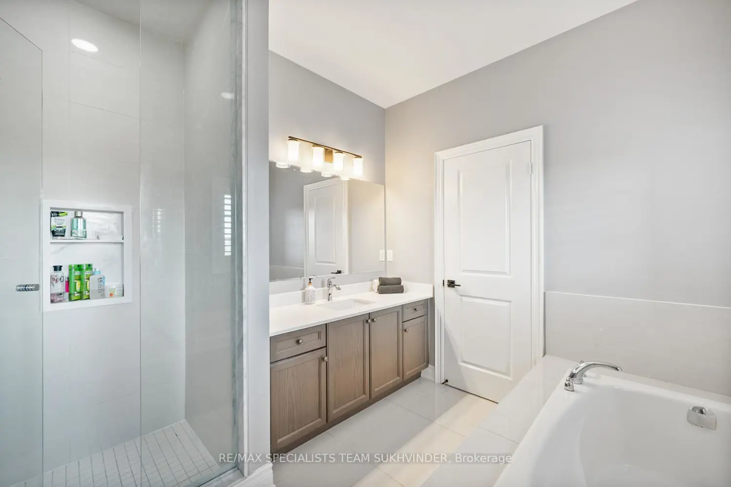 Additional image 16 of 34 Burlwood Road