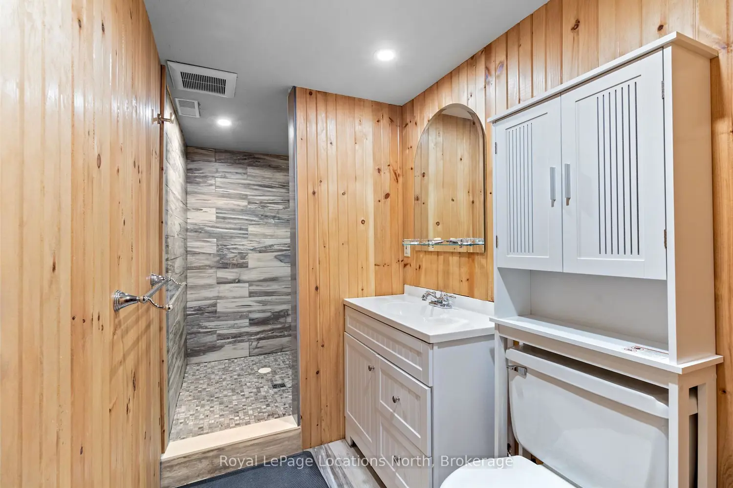 Additional image 14 of 24 Oliver Crescent