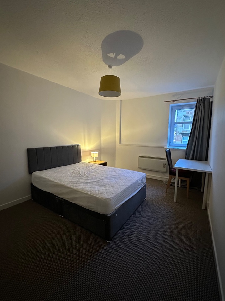 Room in a Shared Flat, Glasgow, G3, N1 7GU