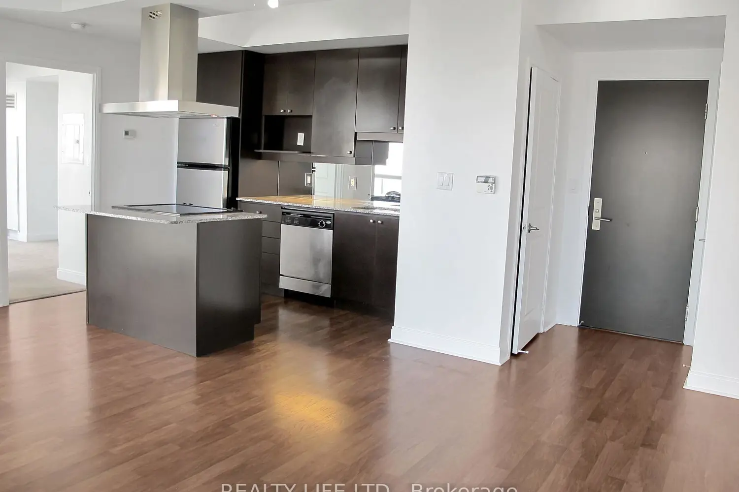 Additional image 5 of 60 Absolute Avenue 1401