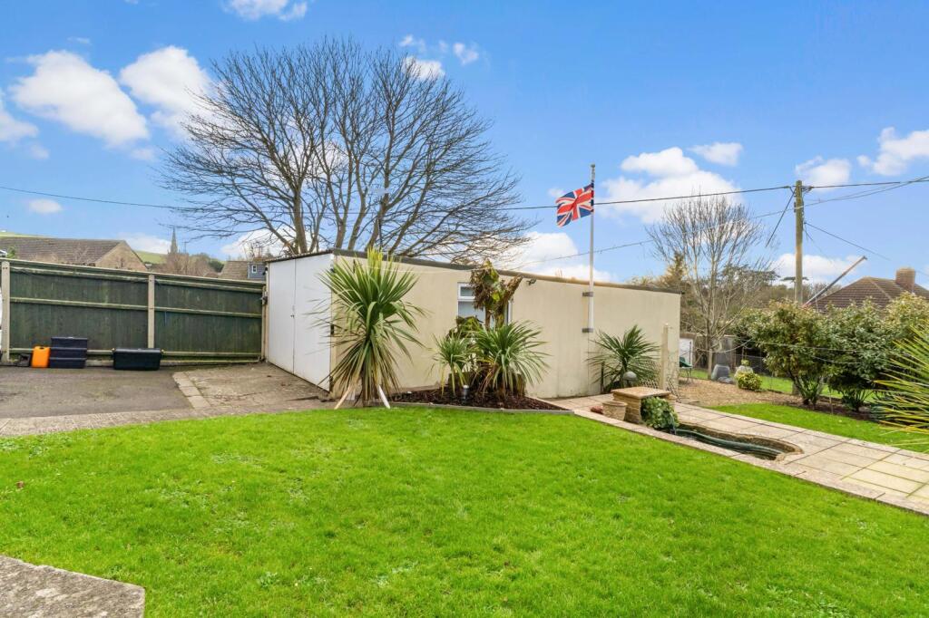 Additional image 21 of Victoria Park, Castle Cary