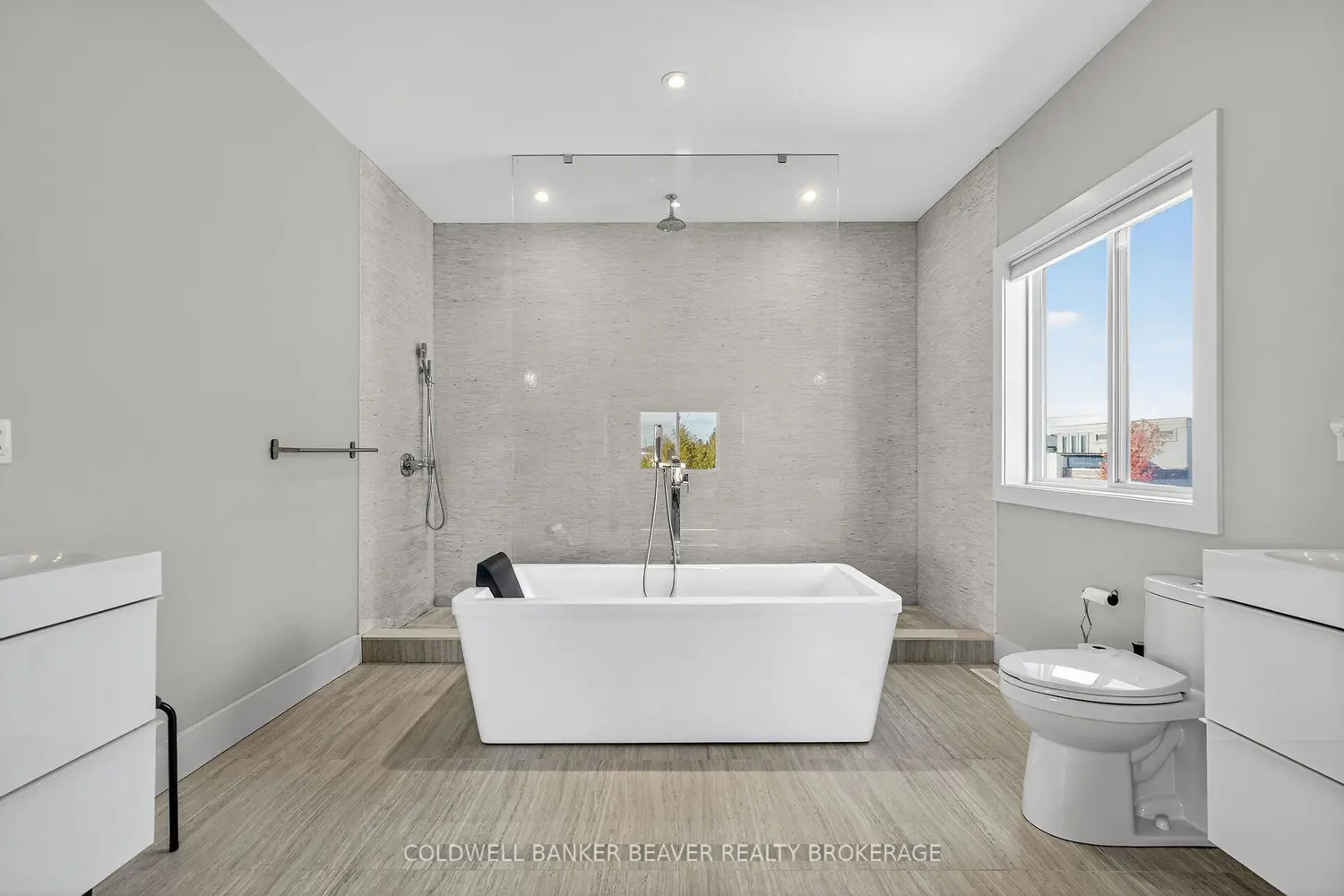 Additional image 6 of 1221 Eagletrace Court