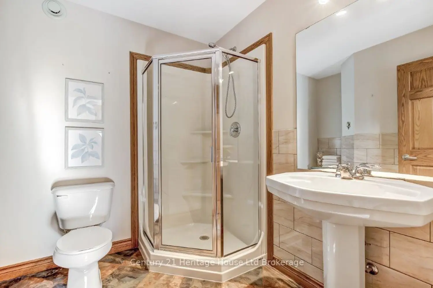 Additional image 10 of 143 Boyd Boulevard