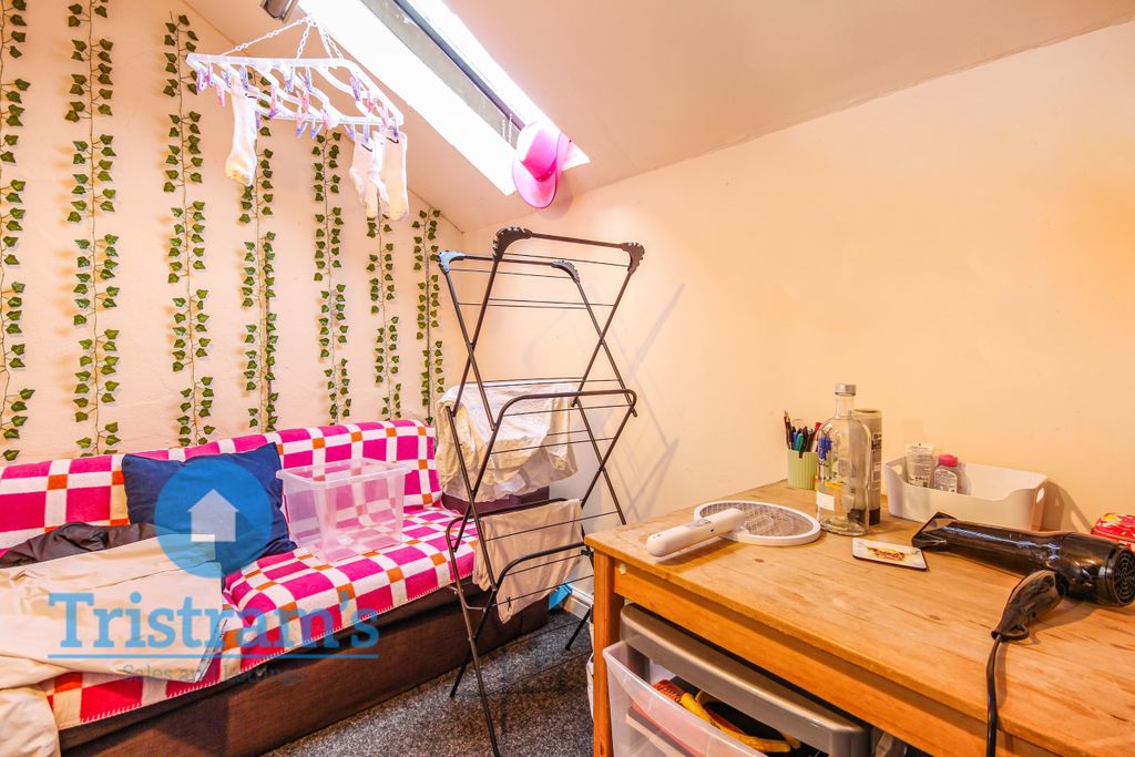 Additional image 10 of 9 bed shared accommodation to rentBrunel Terrace, The Park NG7