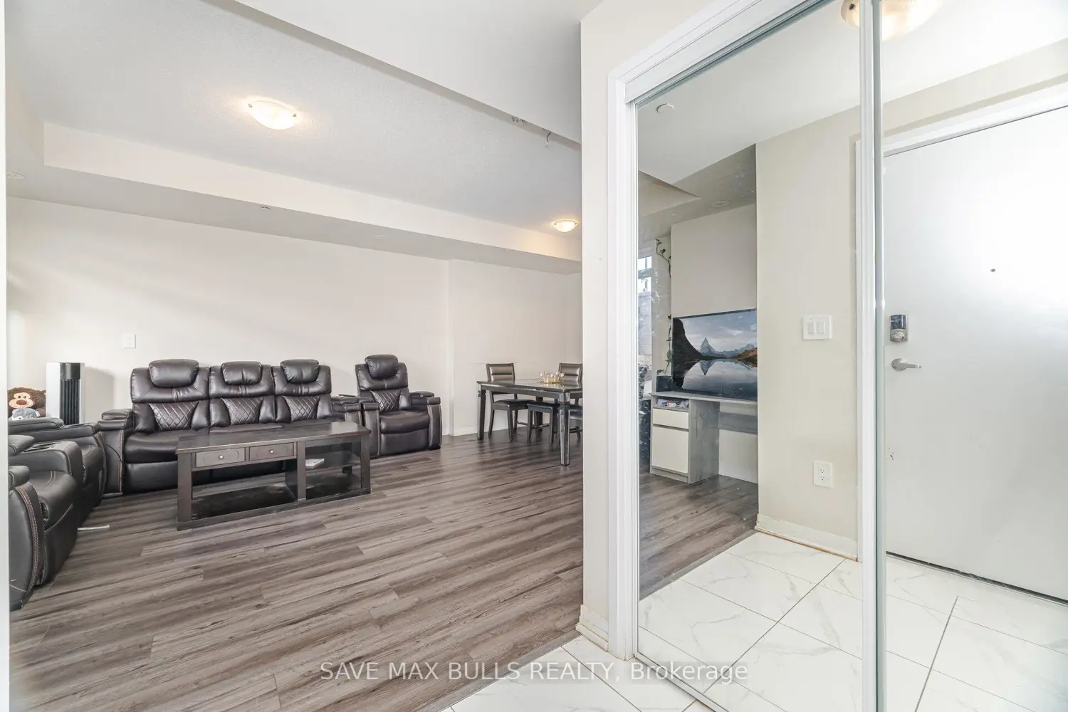 Additional image 9 of 1589 Rose Way 119