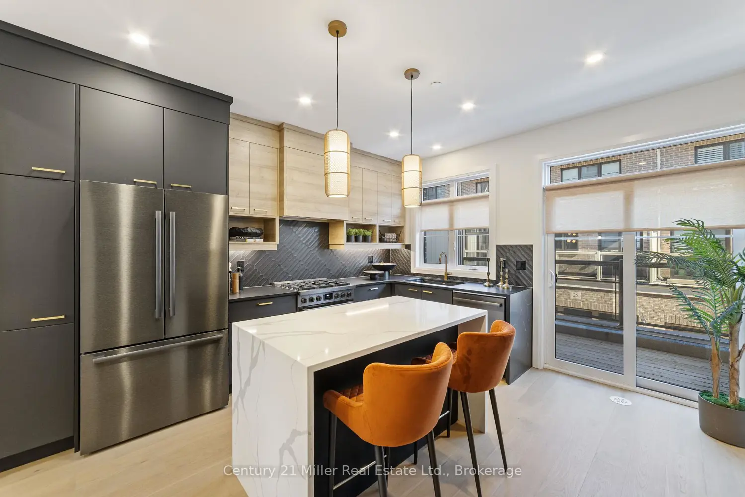 Additional image 8 of 2150 Trafalgar Road 52