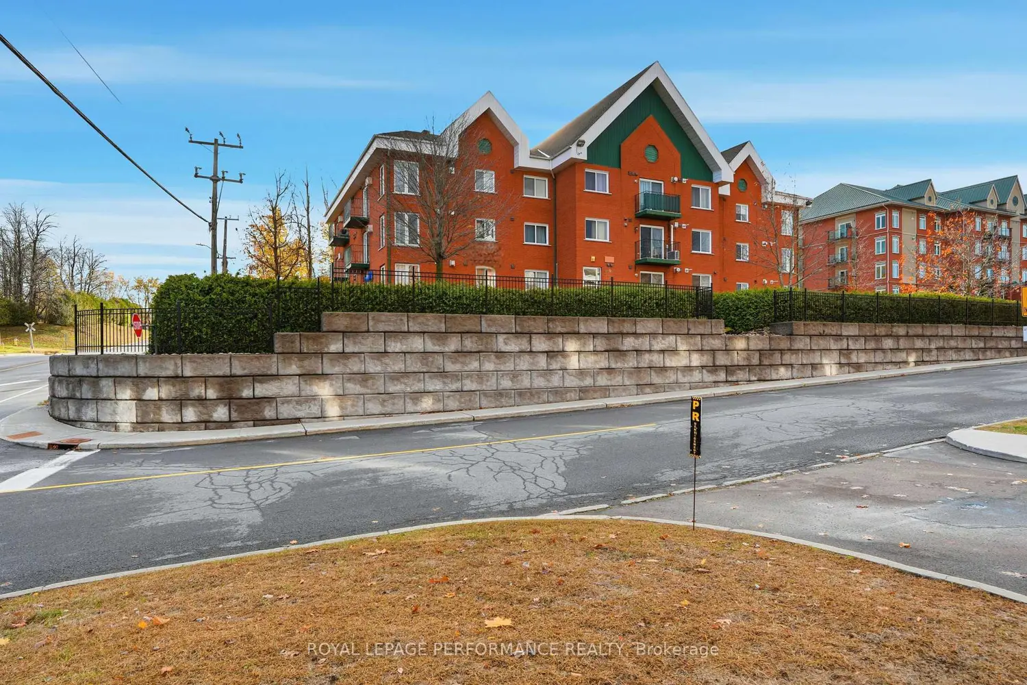 Additional image 10 of 1101 Clement Street 18