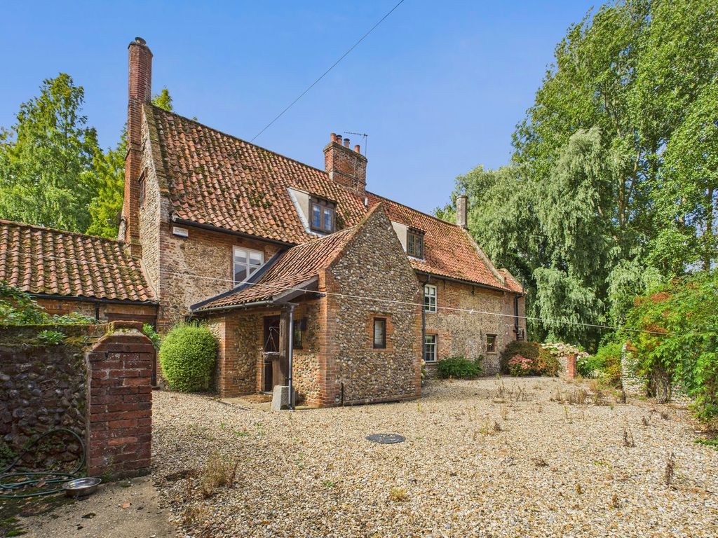 Additional image 3 of 5 bed detached house to rentSharrington Road, Gunthorpe, Melton Constable NR24