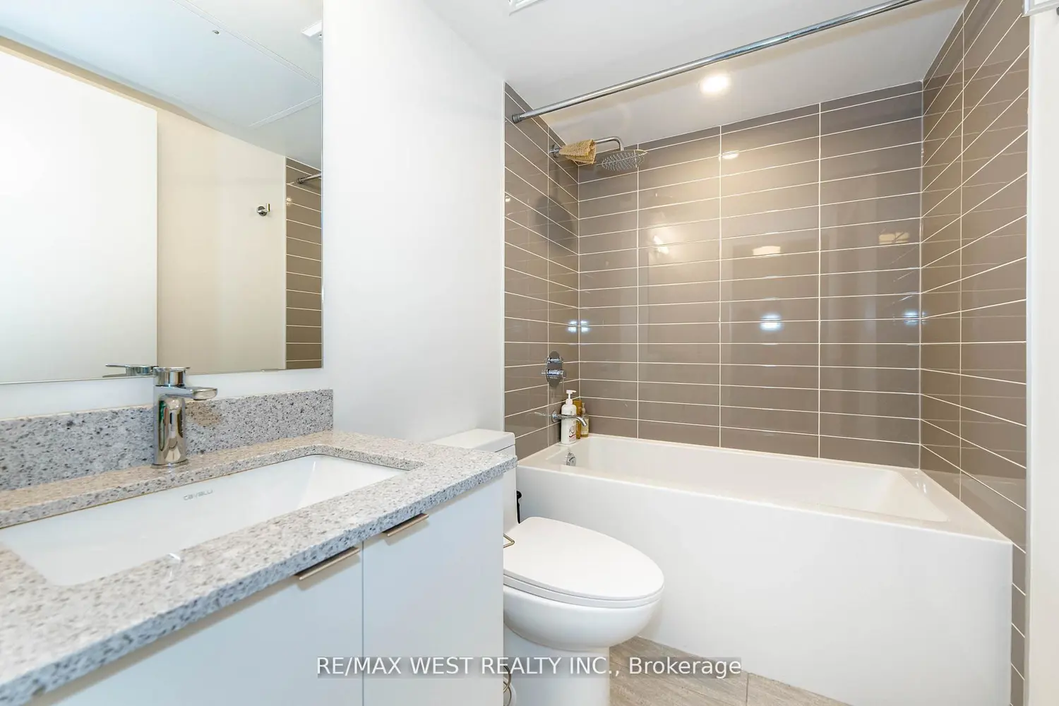 Additional image 6 of 500 Wilson Avenue 721