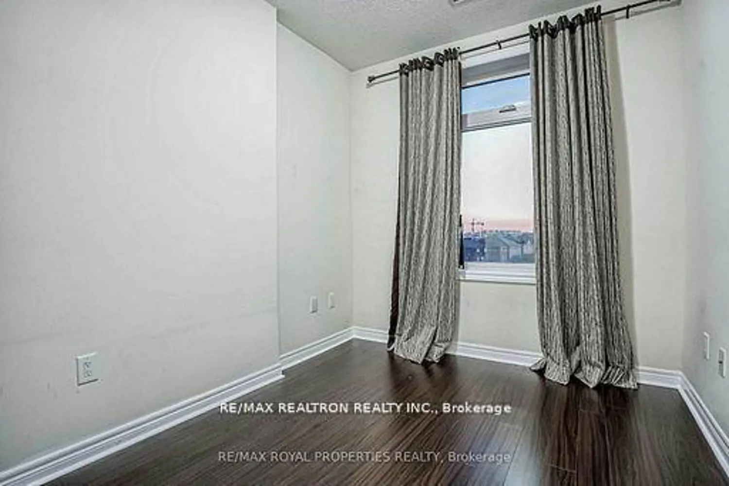 Additional image 12 of 39 New Delhi Drive 407