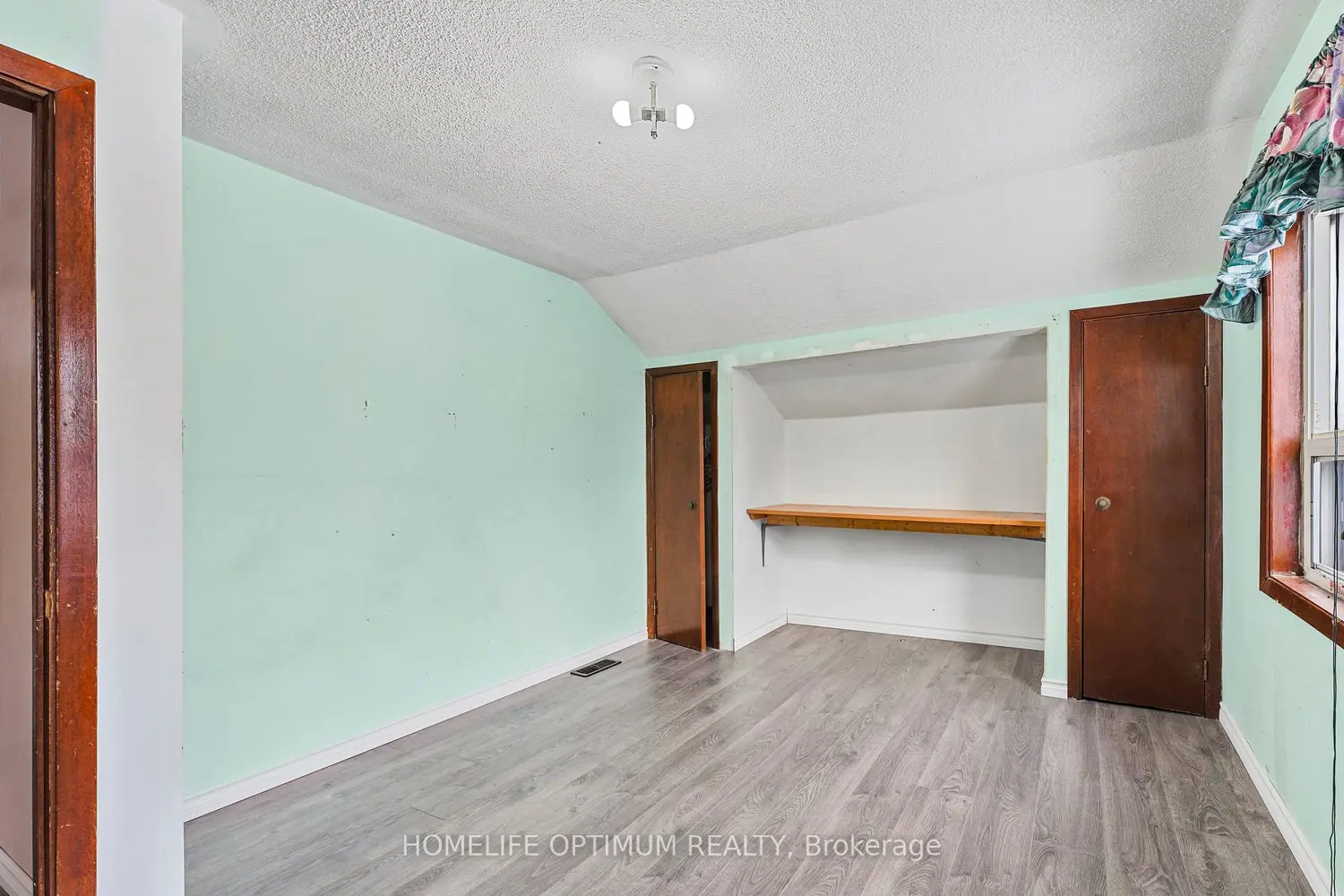 Additional image 15 of 209 Barrie Street