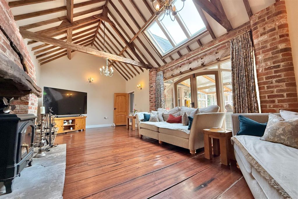 Additional image 14 of 5 bed detached house to rentHigh Street, Brant Broughton, Lincoln LN5