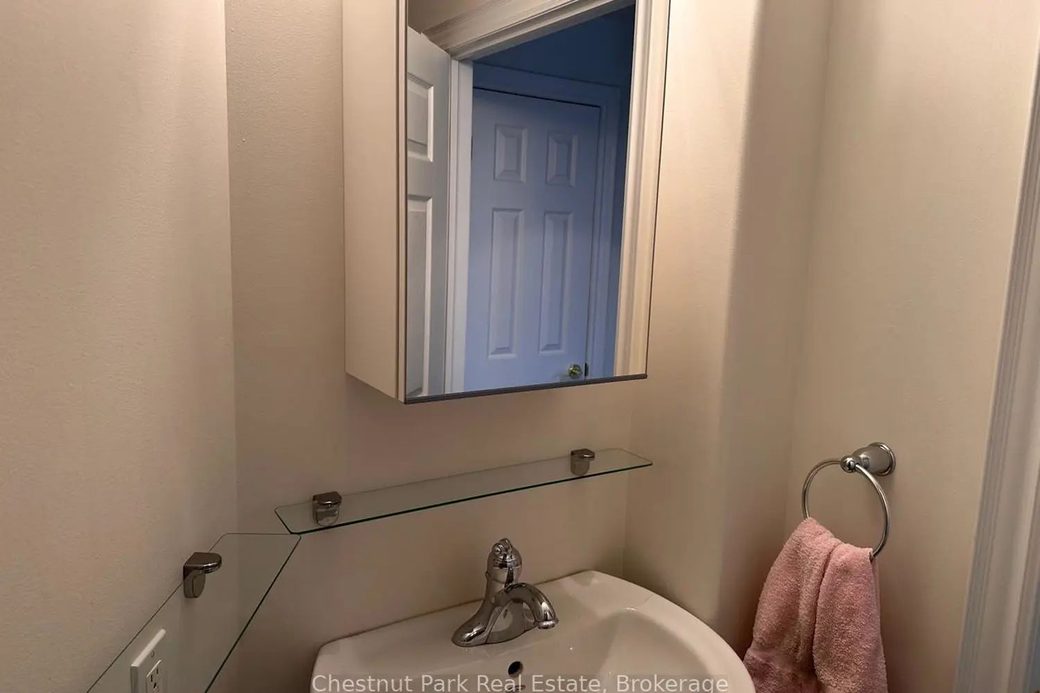 Additional image 6 of 110 Steamship Bay Road 601