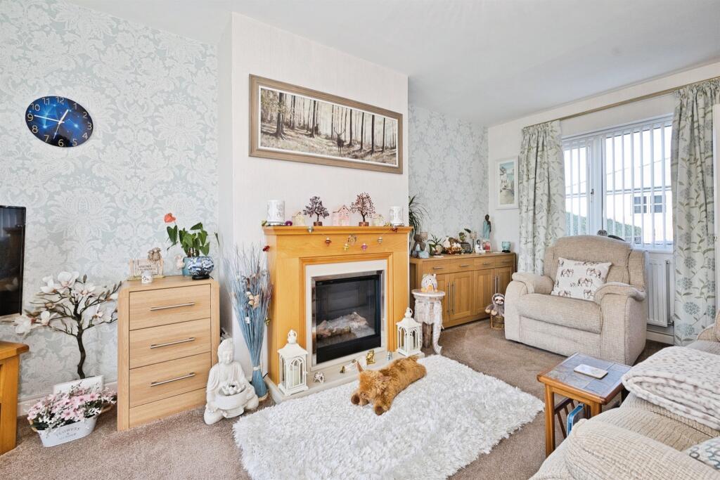 Additional image 18 of Highfield Road, YEOVIL