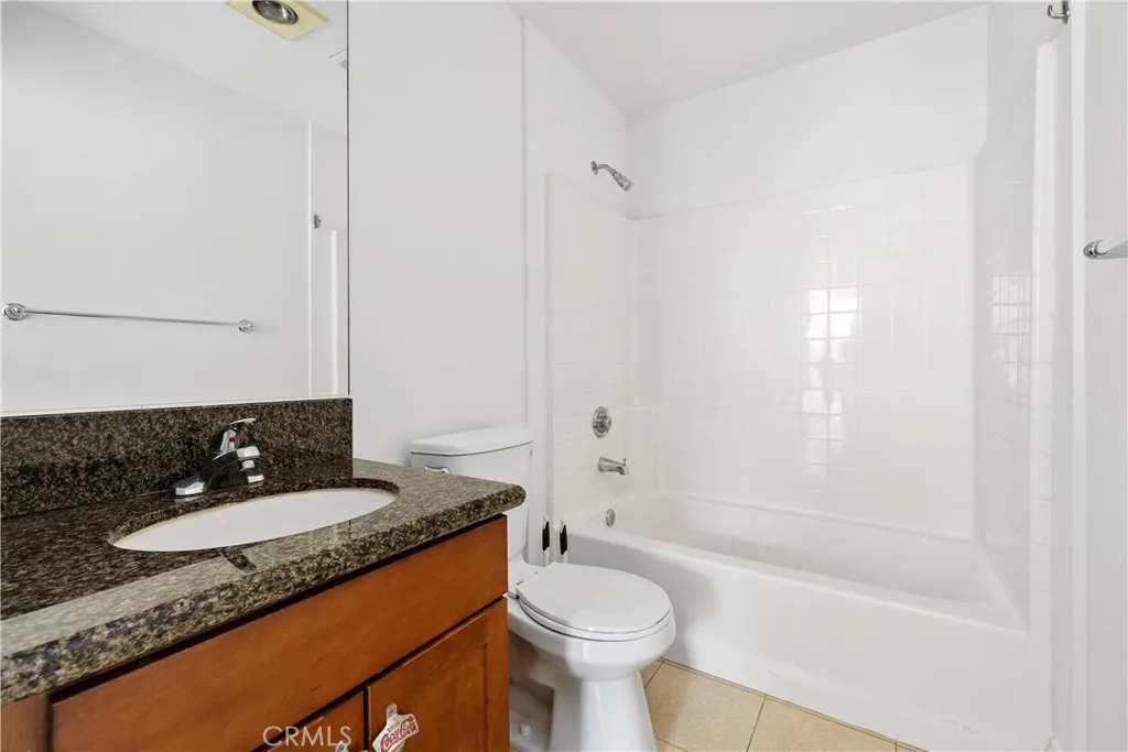 Additional image 21 of 6938 Laurel Canyon Blvd Unit 304, North Hollywood, CA 91605