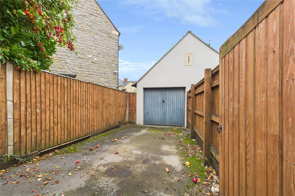 Additional image 8 of Blackberry Way, Midsomer Norton, Radstock, Somerset, BA3