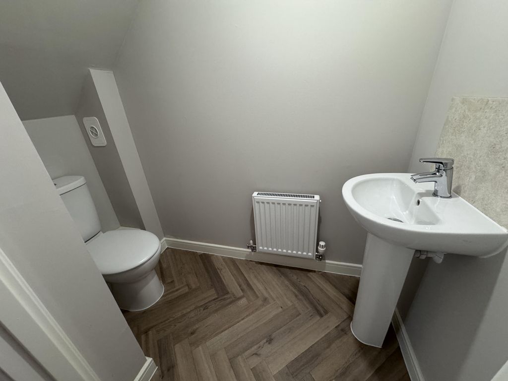 Additional image 7 of 3 bed terraced house to rentKeggie Place, Edinburgh EH17
