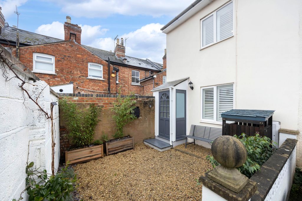 Additional image 10 of 2 bed end terrace house to rentFairview Street, Cheltenham GL52