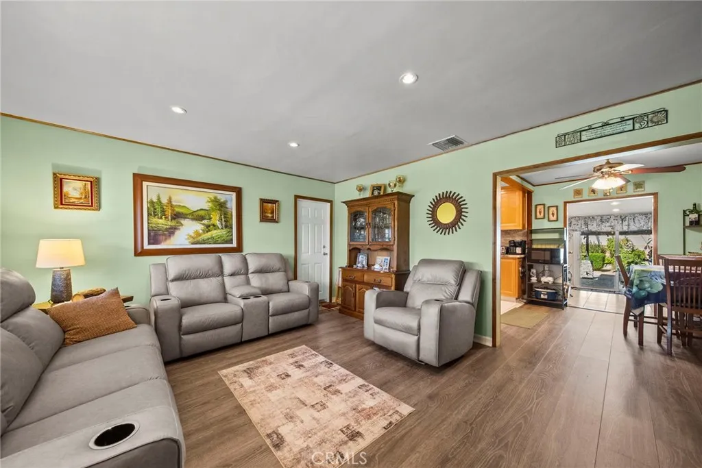 Additional image 46 of 10111 Elkwood St, Sun Valley, CA 91352