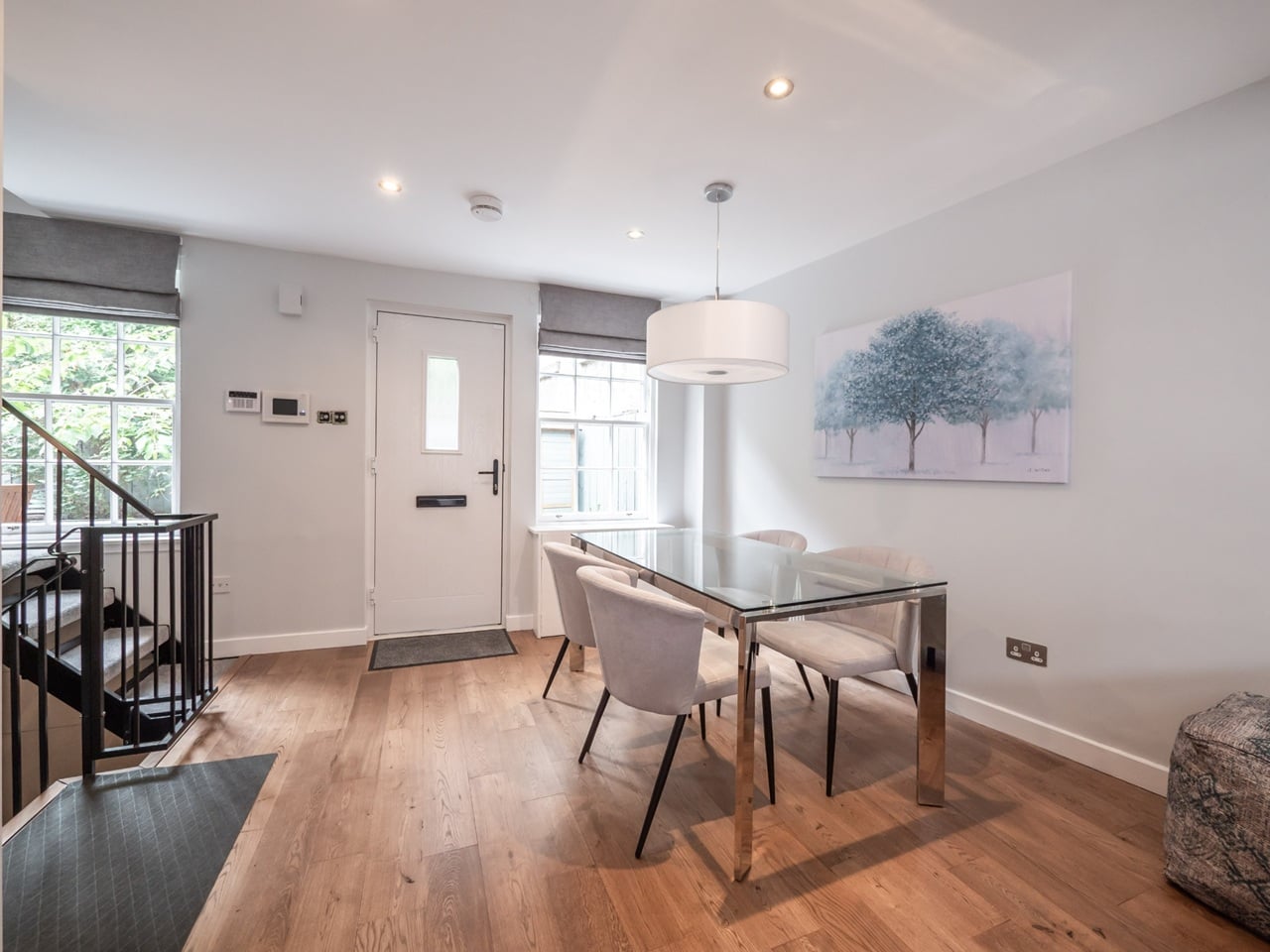 Additional image 3 of 2 Bed Flat, King's Stables Lane, EH1, N1 7GU