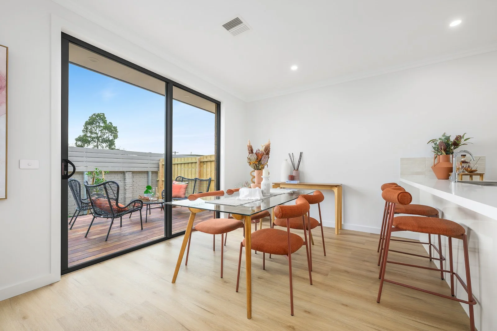 Additional image 9 of U1 & U2/18 Cullis Parade, Bayswater VIC 3153