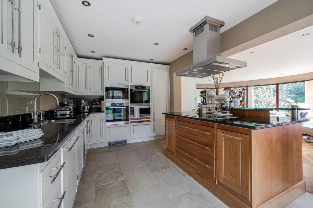 Additional image 7 of 5 bed detached house to rentMoreton Paddox, Warwick CV35