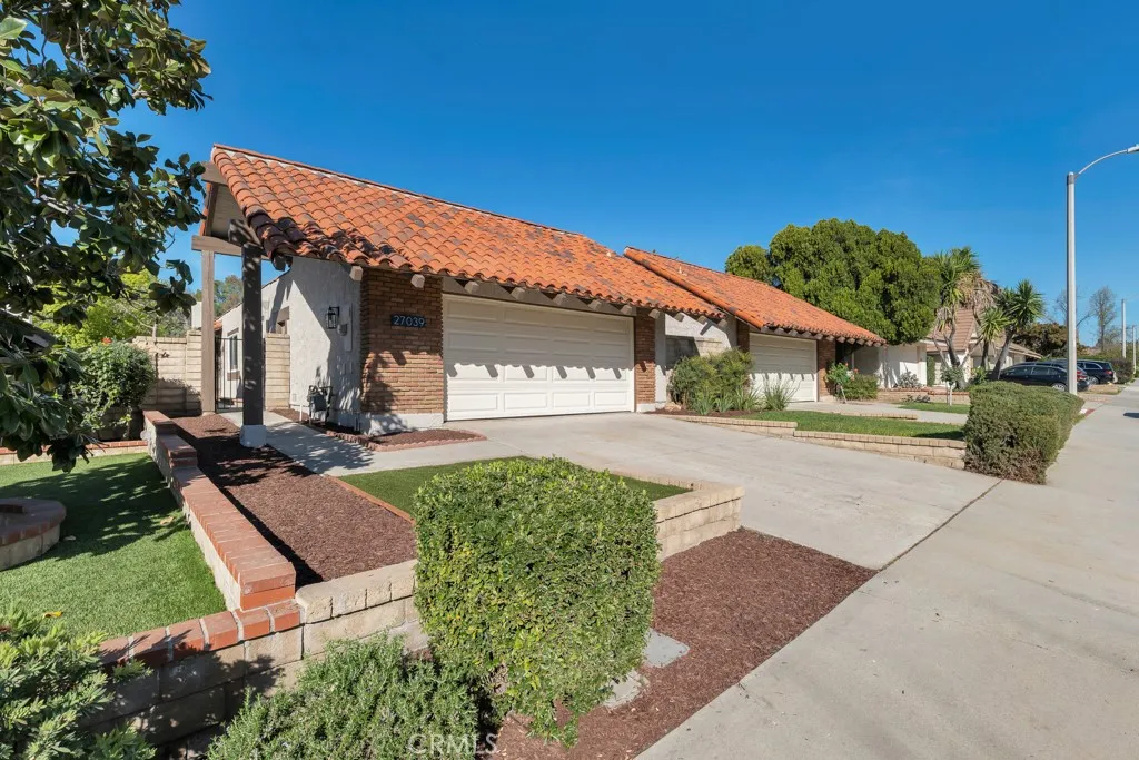 Additional image 3 of 27039 Rio Prado Dr, Valencia, CA 91354