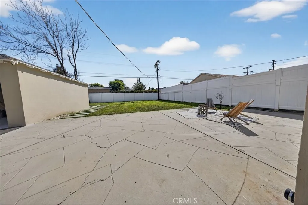 Additional image 37 of 6820 Jellico Avenue, Lake Balboa, CA 91406