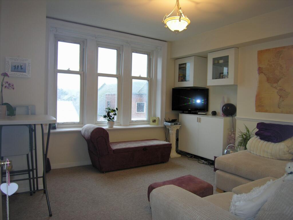 Additional image 8 of 2 bedroom Second Floor Flat in Bournemouth
