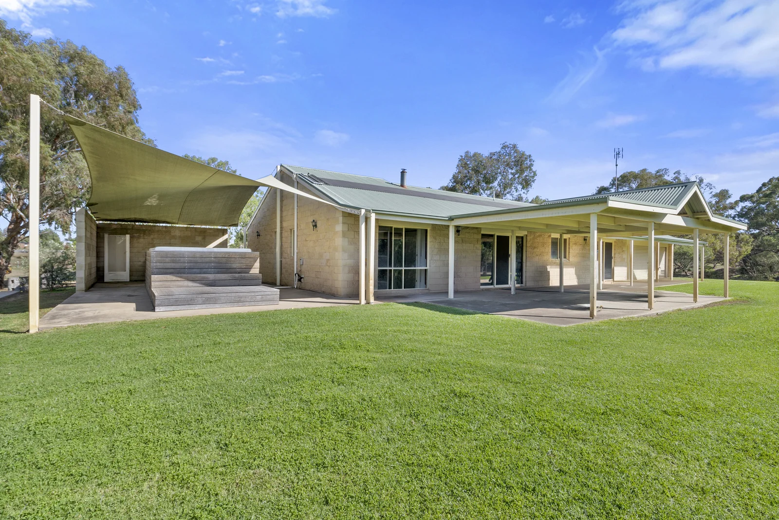 4-20 Moama Street, Mathoura NSW 2710