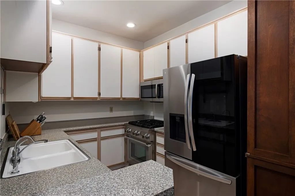 Additional image 34 of 640 W 4th Street Unit 410, Long Beach, CA 90802