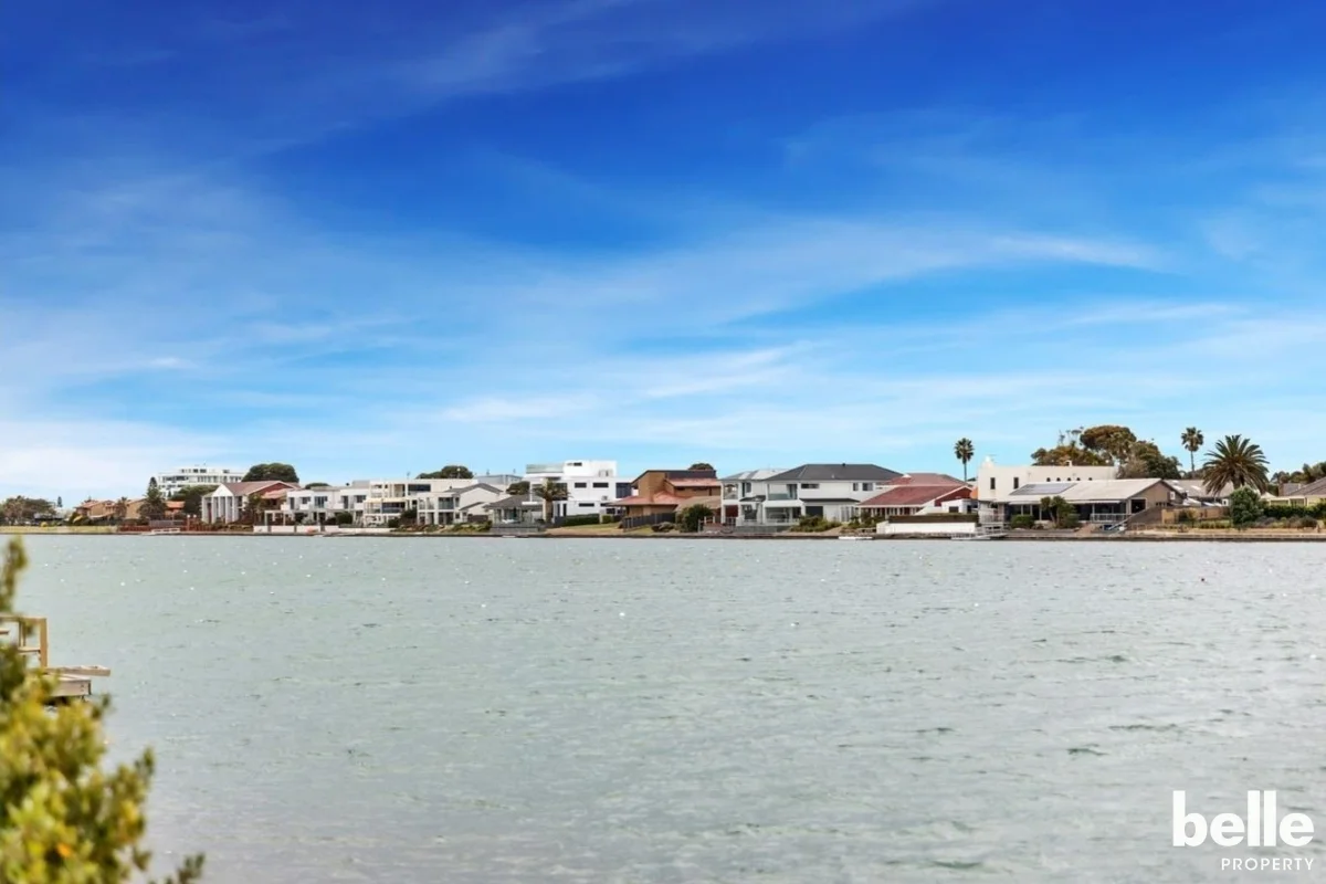 Additional image 16 of 1/74 Military Road, Tennyson SA 5022