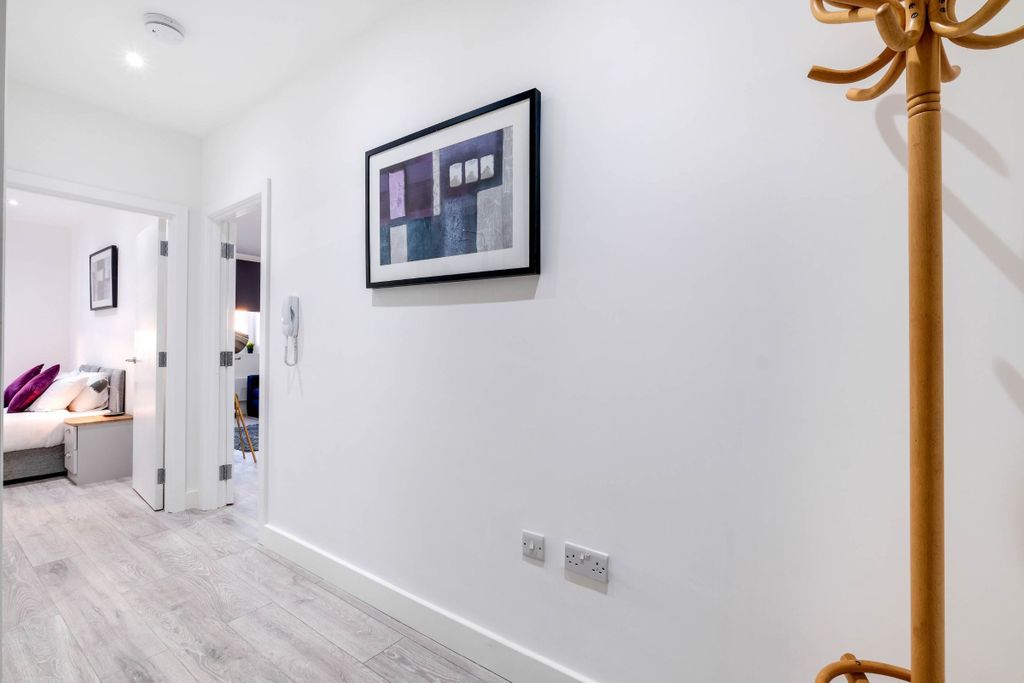 Additional image 2 of 1 bed flat to rentCorporation Street, Corby NN17