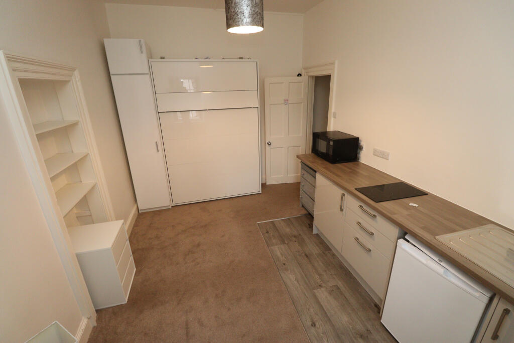 Additional image 3 of Flat 4, Copper Beech, Glastonbury