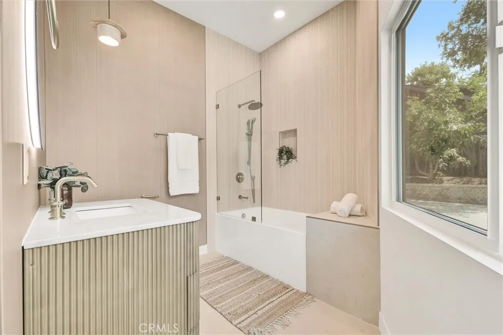 Additional image 33 of 808 S Los Robles Avenue, Pasadena, CA 91106