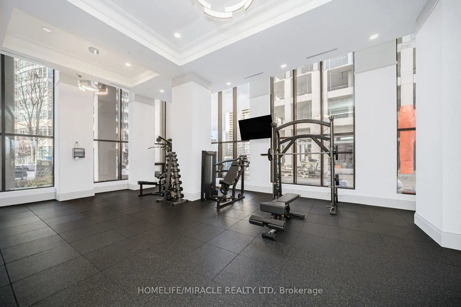 Additional image 5 of 30 Elm Drive Ph01