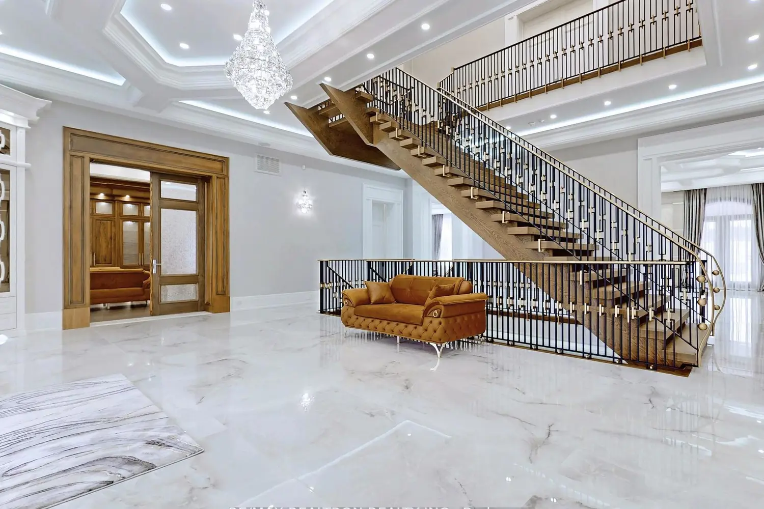 Additional image 3 of 14358 Bathurst Street