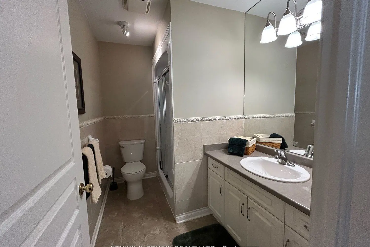 Additional image 14 of 3241 Montrose Road 12