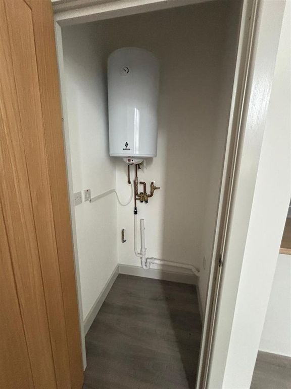 Additional image 13 of 25 bed block of flats to rentSedgley Road West, Tipton DY4