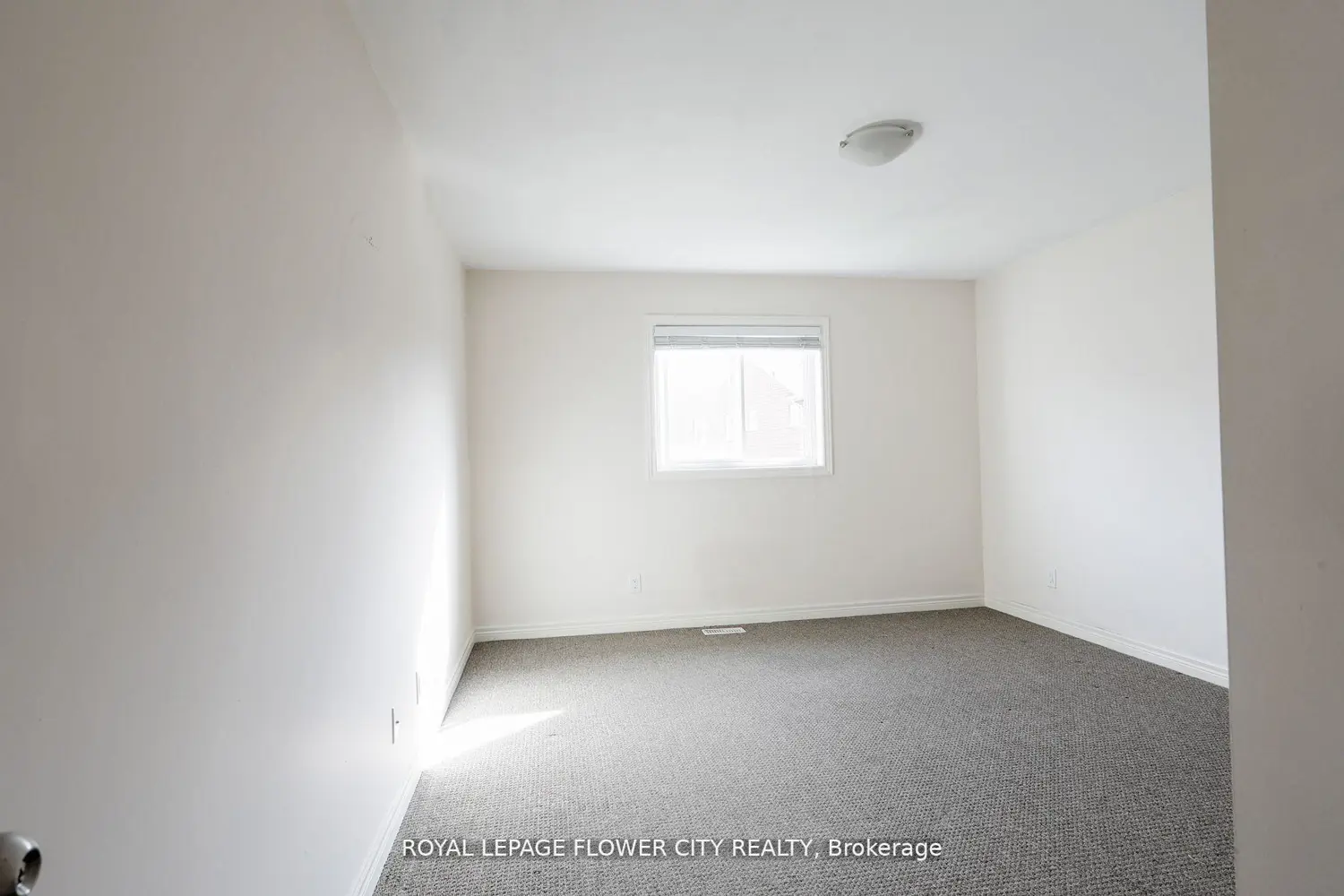 Additional image 16 of 146 Winterberry Boulevard