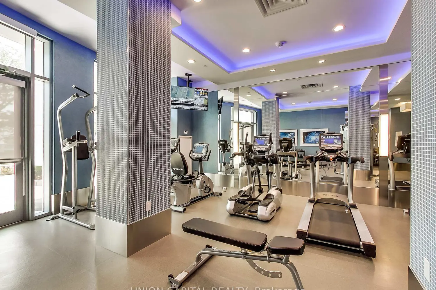 Additional image 17 of 3500 Lakeshore Road 525