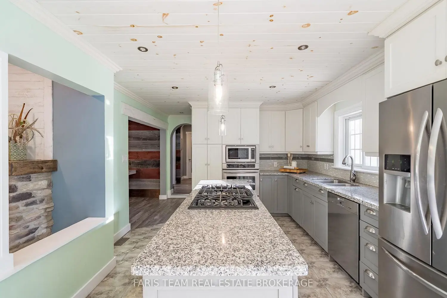 Additional image 3 of 1074 Lafontaine Road