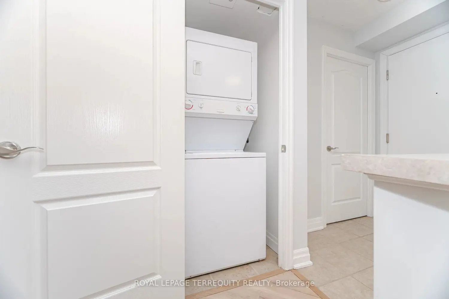 Additional image 10 of 2121 Lake Shore Boulevard 710