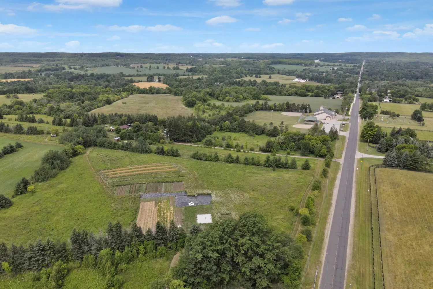 Additional image 12 of 14130 Creditview Road