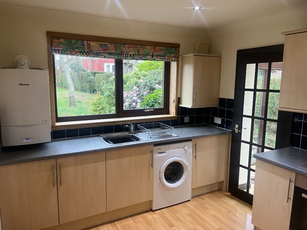 Additional image 5 of 3 bed bungalow to rentElm Street, Errol, Perthshire PH2