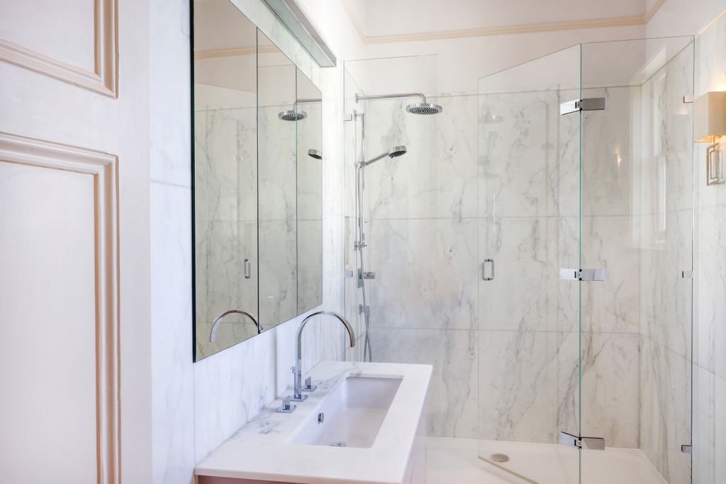 Additional image 8 of 5 bed flat to rentCheltenham, Gloucestershire GL50