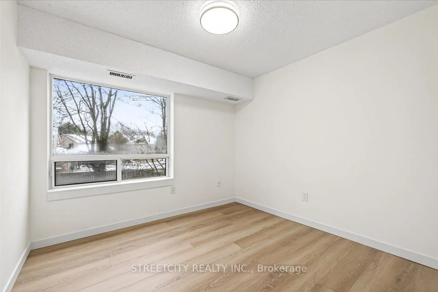 521 Riverside Drive 301 photo 5