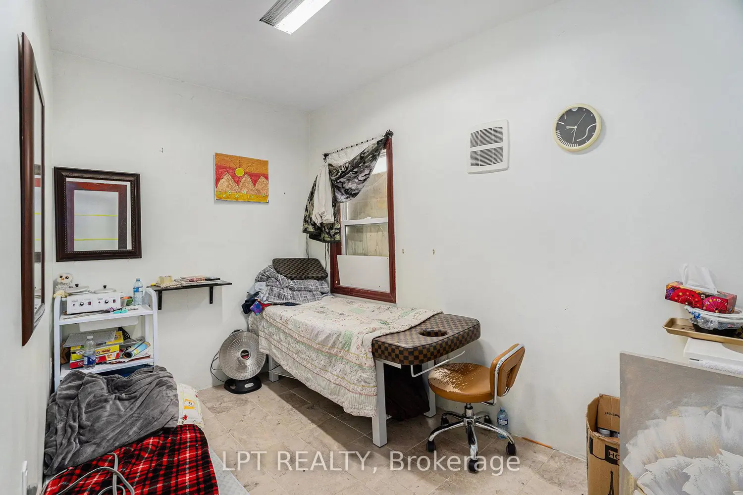 Additional image 8 of 257 Parkdale Avenue